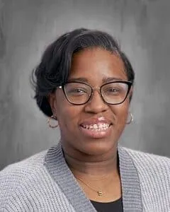 Simone Roberts